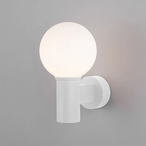 Настенный светильник уличный Elektrostandard Sfera 35126/D белый (220V, шар, IP54)