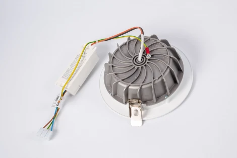 Точечный встраиваемый светодиодный светильник CDEW6 Fiberli Cdew 11130103 (220V, круглые, IP40)