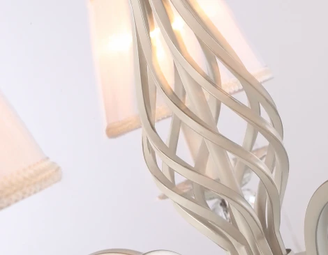 Подвесная люстра Ambrella Traditional TR4547 (220V, на цепи)