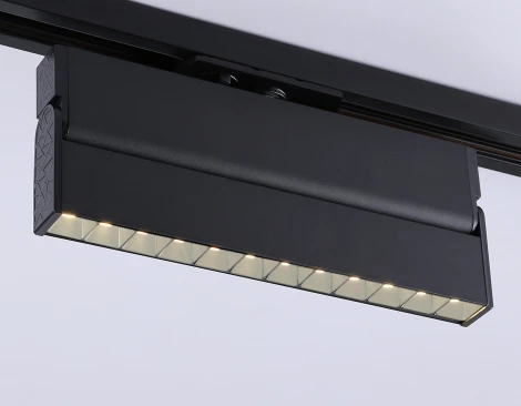 Трековый однофазный светодиодный светильник Downlight Ambrella Track System GL6817 (220V)