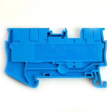 Зажим пружинный 3-х проводной проходной Stekker 49251