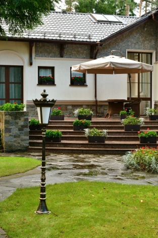 Наземный фонарь LD-Lighting LD-FL003 (220V, IP44)