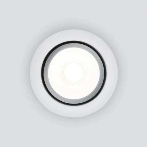 Встраиваемый точечный светильник Elektrostandard 15267/LED 7W 4200K белый/серебро