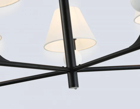 Потолочная люстра на штанге Ambrella High Light LH75153