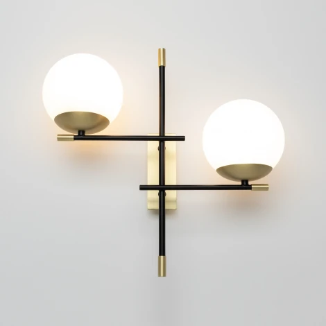 Бра Maytoni Nostalgia MOD048WL-02G (220V, шарики)