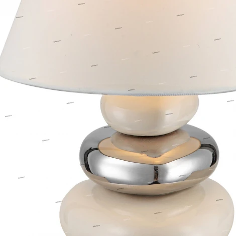 Интерьерная настольная лампа Globo Travis 21686 (220V, выключатель)