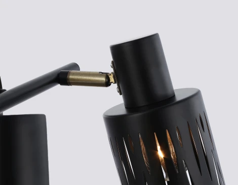 Спот на штанге Ambrella TRADITIONAL TR8668 (220V)