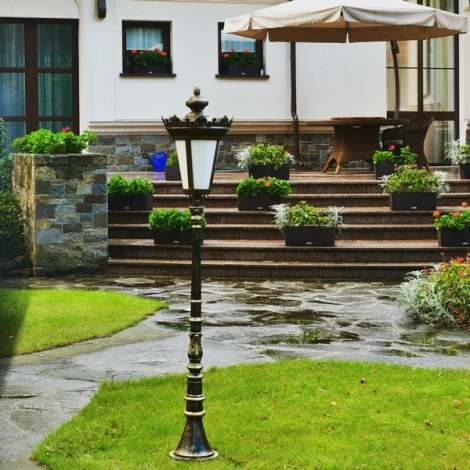 Наземный фонарь LD-Lighting LD-FL004 (220V, IP44)