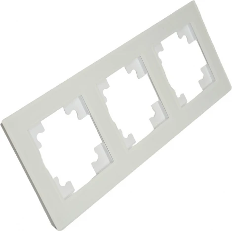 Рамка на 3 поста (белый) Stekker Катрин 49596