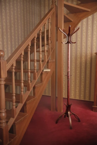 Вешалка напольная В 12Н махагон от фабрики Mebelik