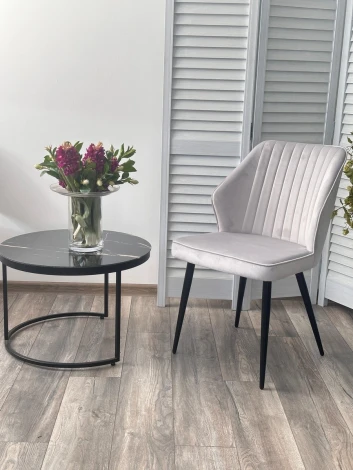 Стул M-City SEATTLE-V СВЕТЛО-СЕРЫЙ BM-4, велюр / черный каркас