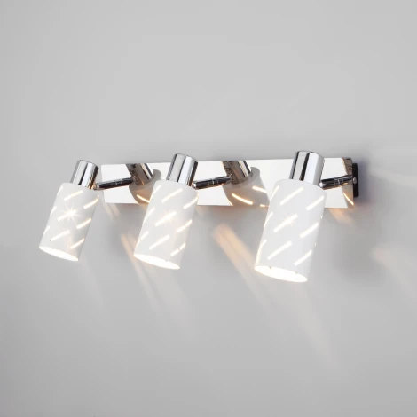 Спот Eurosvet Fente 20090/3 белый/хром (220V, выключатель)