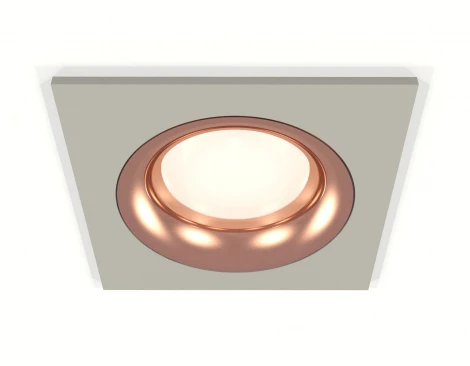 Встраиваемый точечный светильник Ambrella XC XC7633006 (220V)