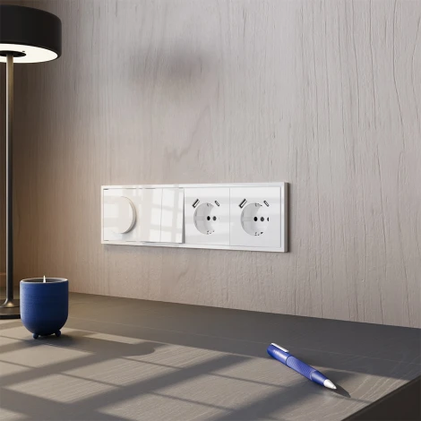 Выключатель двухклавишный (белый глянцевый) Voltum S70 VLS020101