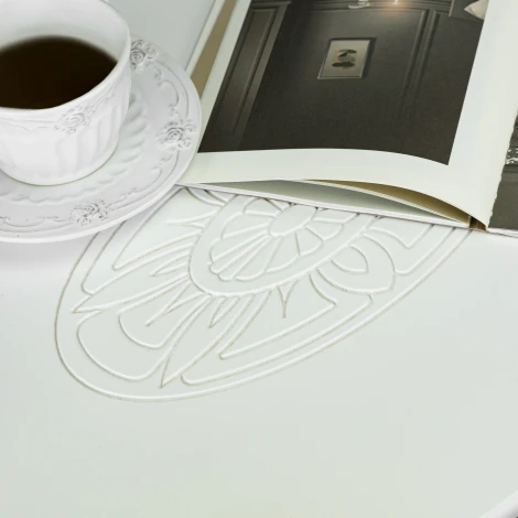 Стол журнальный Мерсенна белый/бук Mebelik 008063