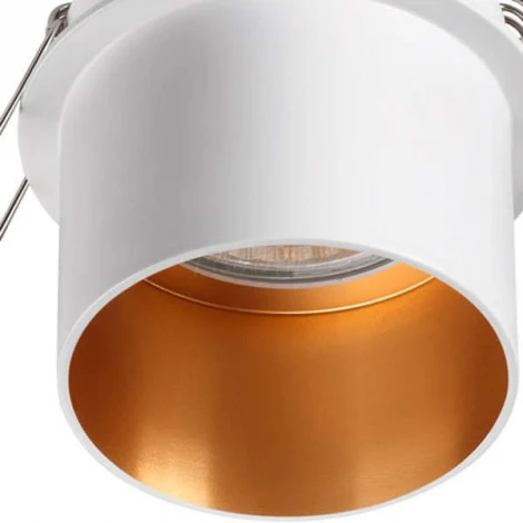 Встраиваемый точечный светильник Novotech Butt 370432 (220V)