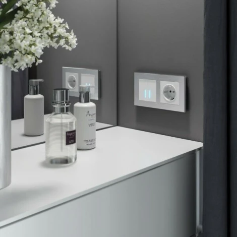 Сенсорный выключатель двухклавишный с подсветкой 1000 Вт (белый) Werkel W4520001 (a057677)