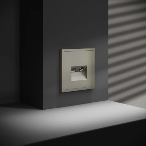 Розетка телевизионная встраиваемая TV+RJ45 Voltum S70 VLS060704 (шелк)