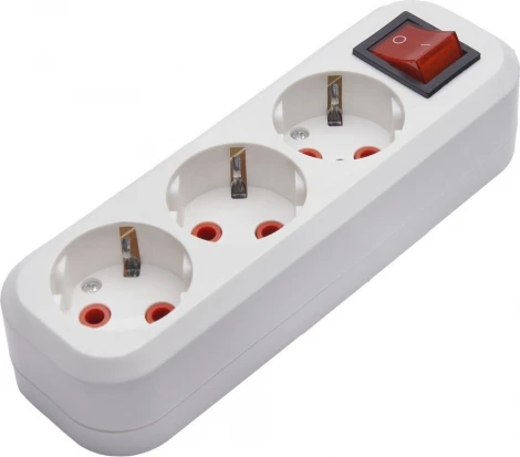 Розеточный блок 3-х местный с заземлением и с выключателем Stekker Бруна 39014