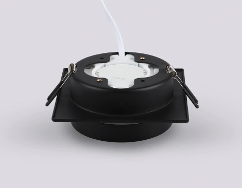 Встраиваемый точечный светильник Ambrella TECHNO SPOT TN52422 (220V)