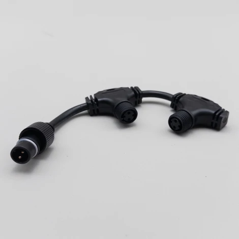 Разветвитель 2-х лучевой для Бахромы, Занавесов и Нитей 220В без возможности управления, Провод Черный Каучук, IP65 Laitcom LLR2-1