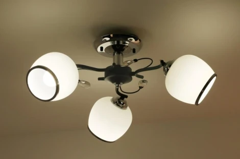 Потолочная люстра Lampex Mariko 749/3