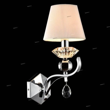 Бра Maytoni Smusso MOD560-01-N