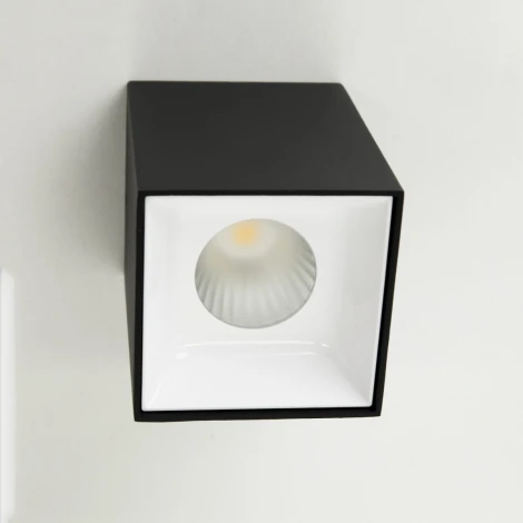 Накладной точечный светильник Citilux Старк CL7440210 (LED, 220V, куб)