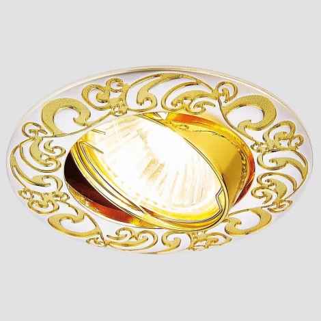 Встраиваемый точечный светильник Ambrella 710 PS/G (220V)