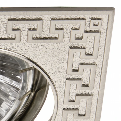 Встраиваемый точечный светильник Arte Lamp Eclipse A2107PL-3SS
