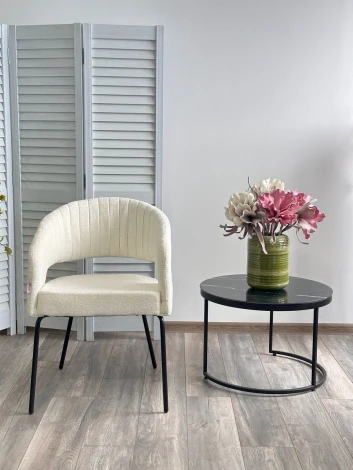 Стул M-City SNUG 3018-01 белый, шенилл / черный каркас