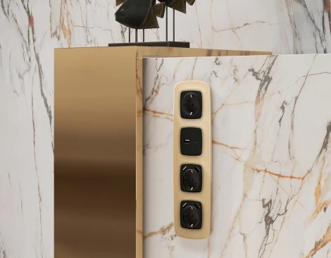 Рамка Ambrella Volt OMEGA Radian (Шампань Стекло органическое) 4-ая OF320604