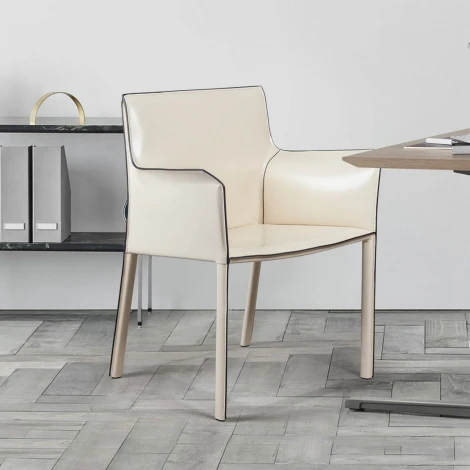 Стул с подлокотниками Barrie, кожа бежевый Top Concept BARRIE 2000000000121