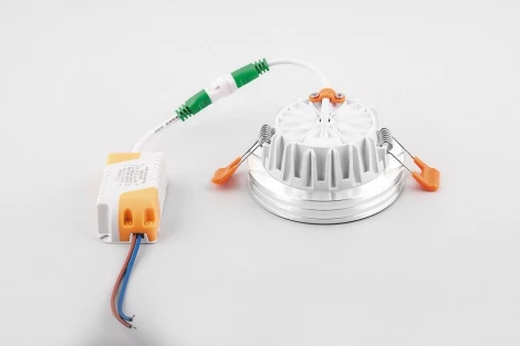 Встраиваемый точечный светильник Feron 29477 (LED, 220V, круглые)
