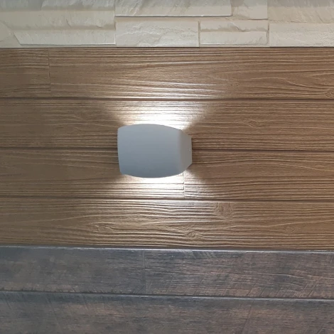 Настенный светильник уличный Fumagalli Abram AB1.000.000.LXJ1L (220V, IP55)