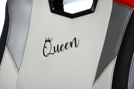 Кресло игровое Zombie HERO QUEEN черный/белый эко.кожа с подголов. крестовина пластик