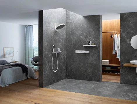 Шланговое подключение Hansgrohe Rainfinity Porter 500 26843700 с полкой и держателем