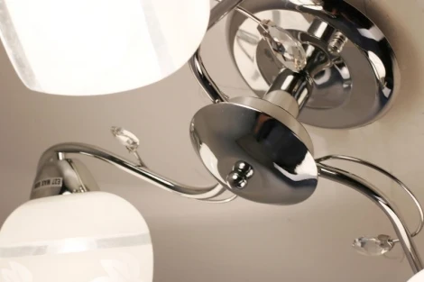 Потолочная люстра Lampex Evelyn 761/3