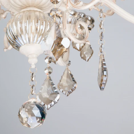 Подвесная люстра Eurosvet 3281 3281/5 белый с золотом / тонированный хрусталь (220V, хрусталь Strotskis, на цепи, подсвечник, свеча)