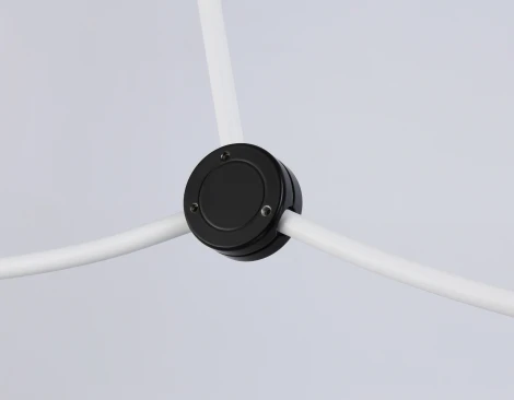 Потолочная люстра на штанге Ambrella Traditional TR2566 (220V, шарики)