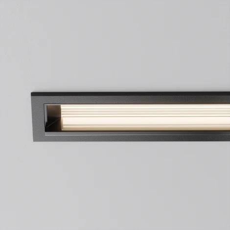 Встраиваемый линейный светильник светодиодный Maytoni Parete DL100-6W2.7-3-4K-B (220V)