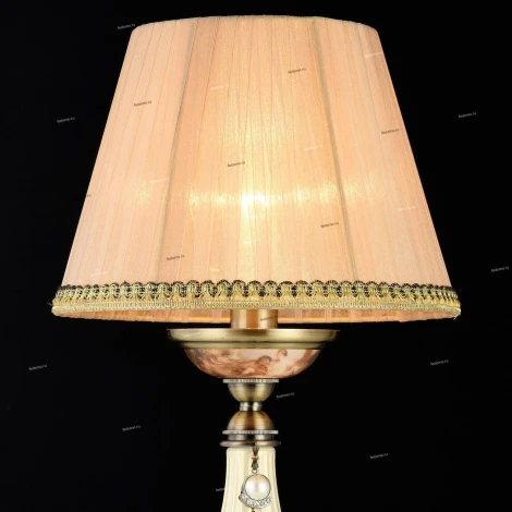 Интерьерная настольная лампа Maytoni Demitas RC024-TL-01-R