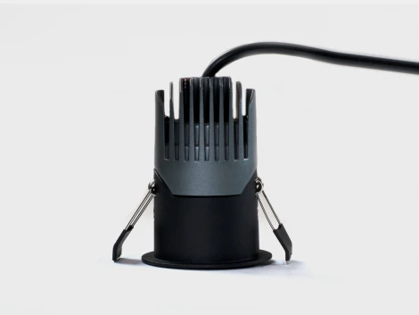 Светильник встраиваемый 7Вт 55° IP65 черный 4000К поворотный SWG RC RC-D52-7-BL-NW65