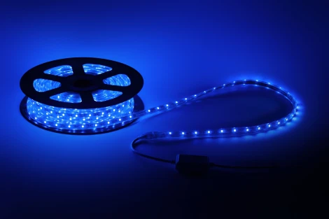 Светодиодная лента 220V 20м RGB ЭРА LS5050-7,2-30-220-RGB-IP67-20m