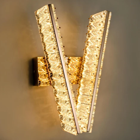 Бра светодиодное хрустальное с регулировкой цветовой температуры Modelux MODELUX ML.751.02 GD