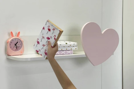 Полка навесная Сердечко Mebelson (ЛДСП,МДФ/Светлое дерево,Розовый) арт.PS-01.3095
