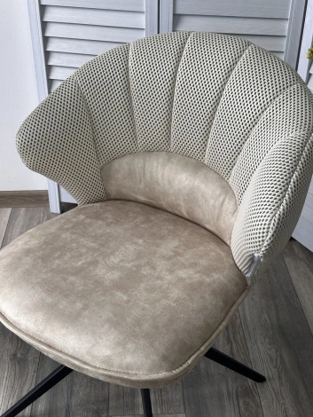 Стул ASTRA 360 град. поворот Белый Sonic 23 ткань / 7525-01 велюр / черный каркас, ®DISAUR (арт.621M05767)