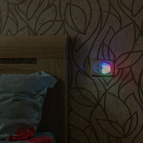Ночник Uniel DTL-308-Яблоко/RGB/3LED/0,5W