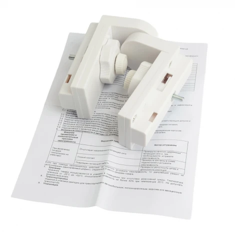 Коннектор (адаптер для установки Т8 лампы цоколь G13) для шинопровода белый Feron LD1016 51037