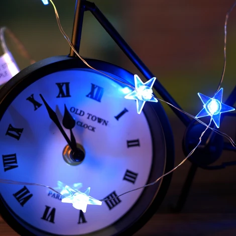 Светодиодная гирлянда линейная Звездочки на проволоке 5000К с питанием от батареек Feron CL589 51446